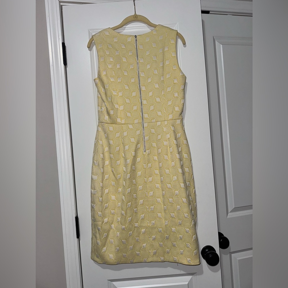 The Limited Yellow Pleated Sheath Mini Dress size 8 - Picture 2 of 5